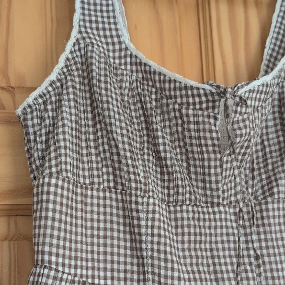 Checkered Romper - Picture 12 of 13